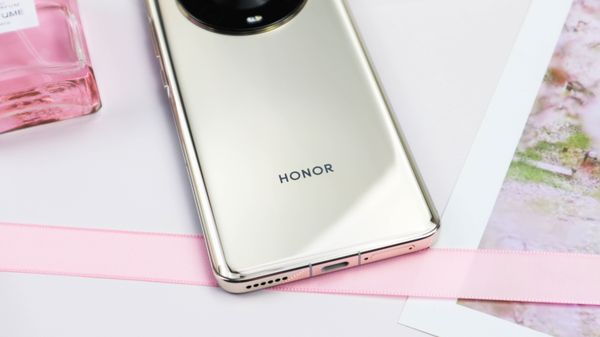 再次进化的旗舰：荣耀Magic4 Pro动手玩