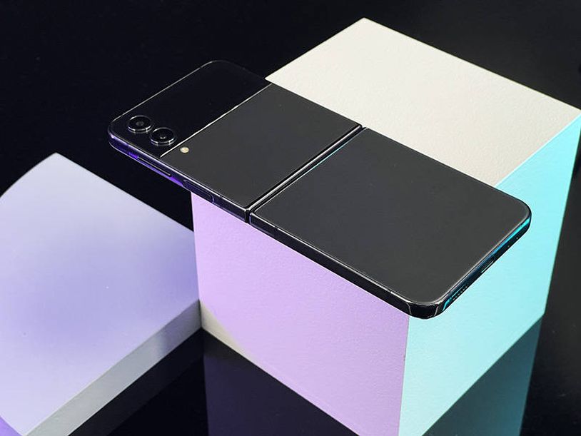 颠覆我对折叠屏的认知 三星 Galaxy Z Flip4上手体验-智嗨网