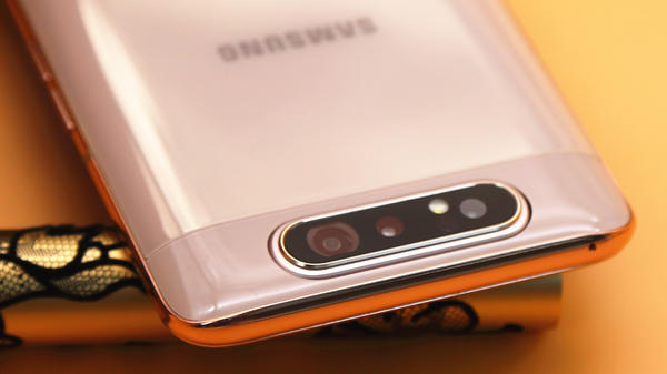 三星Galaxy A80评测：独辟蹊径正反皆精彩的镜头解决之道