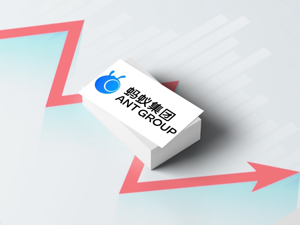 蚂蚁拟回购约7.6%股份，阿里正考虑是否参与；快手内测短视频直播行业首个智能问答产品；特斯拉公布最新引荐