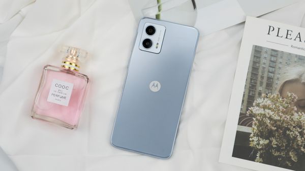 千元5G全击手：入门5G手机佳选moto G53评测