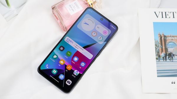 千元5G全击手：入门5G手机佳选moto G53评测