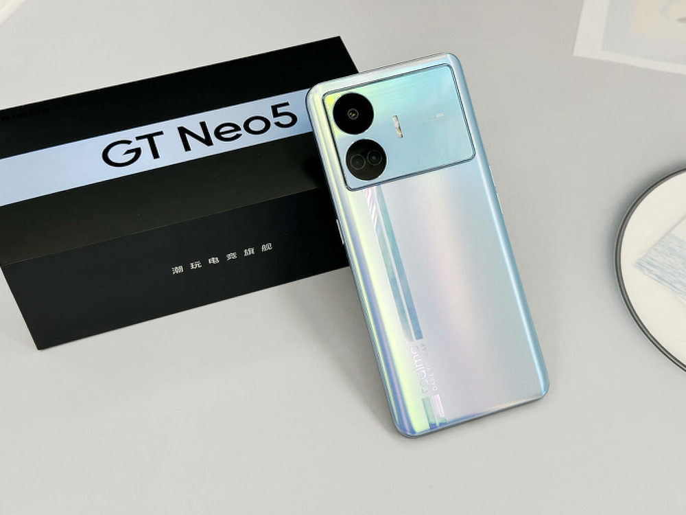 史上最不SE的SE  realme真我GT Neo5 SE上手体验