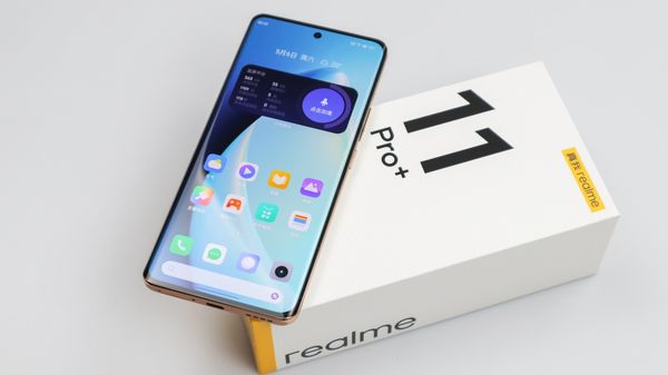 2亿像素单镜变焦主摄的越级体验：realme真我11 Pro+评测