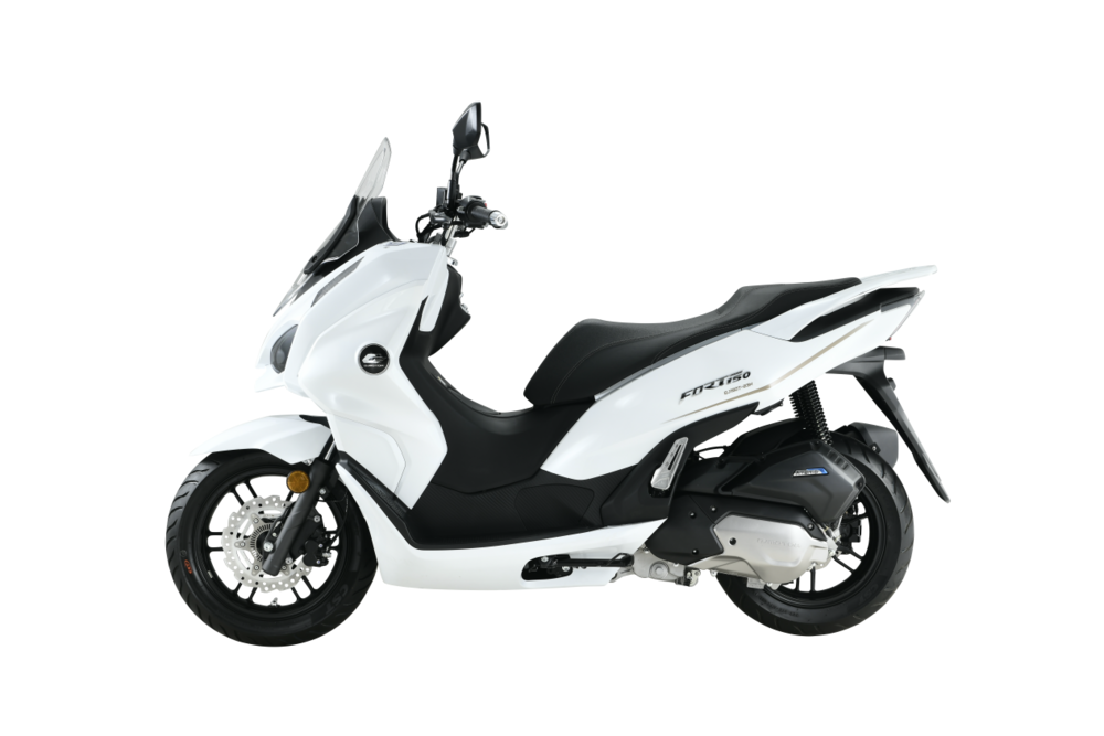 售价16999元，QJMOTOR 鸿150 ，同级别动力之最