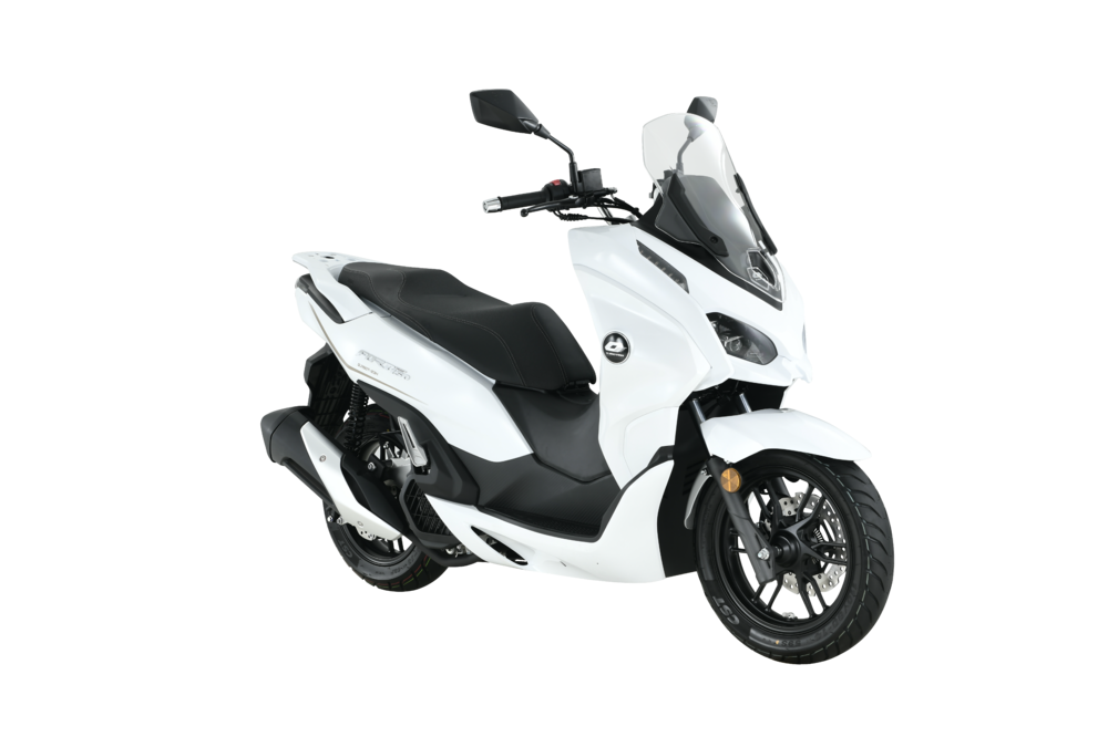 售价16999元，QJMOTOR 鸿150 ，同级别动力之最