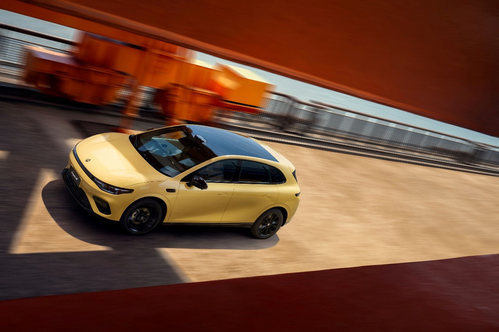 限时惊喜价9.28万起！零跑Lafa5正式上市 重塑10万级纯电轿跑价值标杆