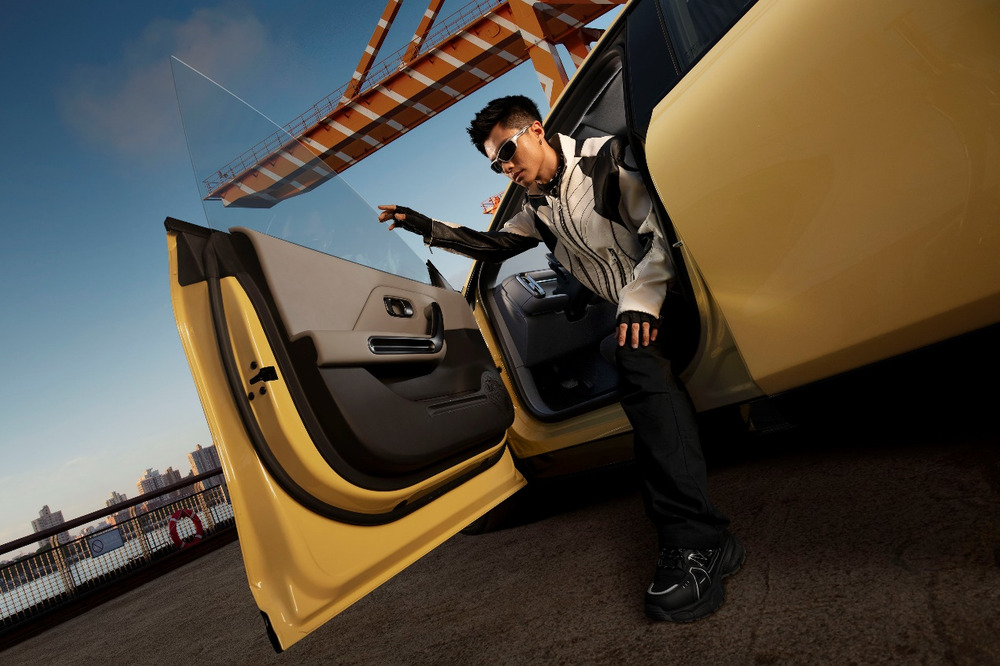 限时惊喜价9.28万起！零跑Lafa5正式上市 重塑10万级纯电轿跑价值标杆