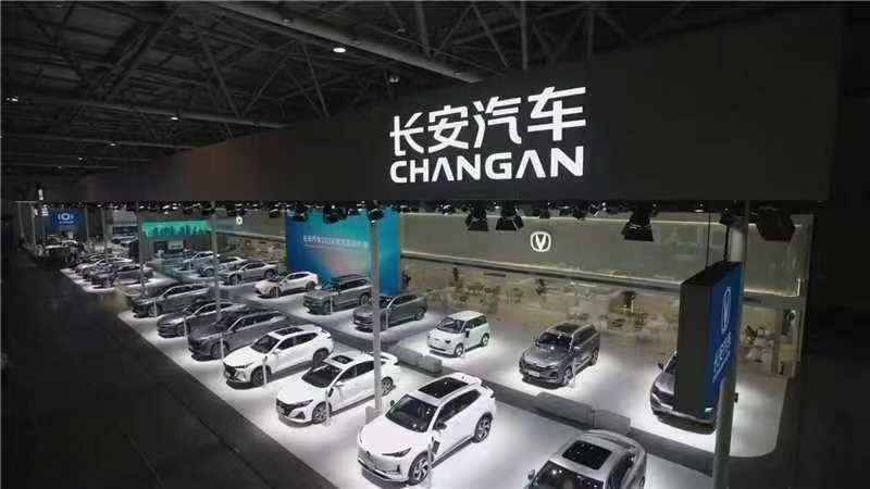 董明珠回应空调“铝代铜”问题；外资豪华车在华遇冷；中国车企转攻混动 / 燃油车｜Do早报-SmartHey