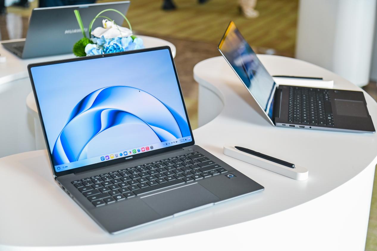 为企业而生:华为开启鸿蒙电脑企业版Beta,引领商用办公迈向鸿蒙时代 为企业而生:华为开启鸿蒙电脑企业版Beta,引领商用办公迈向鸿蒙时代-SmartHey